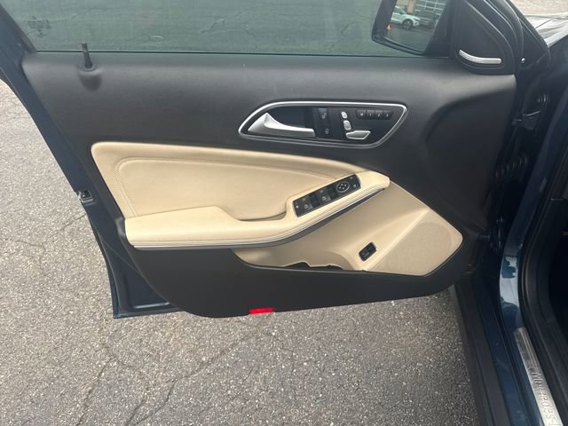 Used 2019 Mercedes-Benz GLA 250 4MATIC image 12