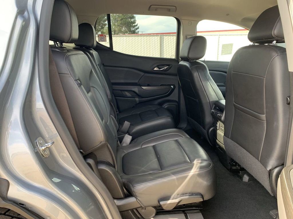 Certified 2023 GMC Acadia SLT w/ Technology Package image 26
