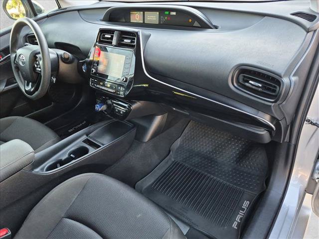 Used 2021 Toyota Prius L Eco FWD image 21