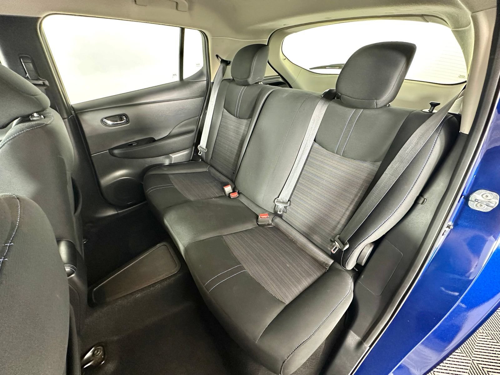 Used 2019 Nissan Leaf SV FWD image 28