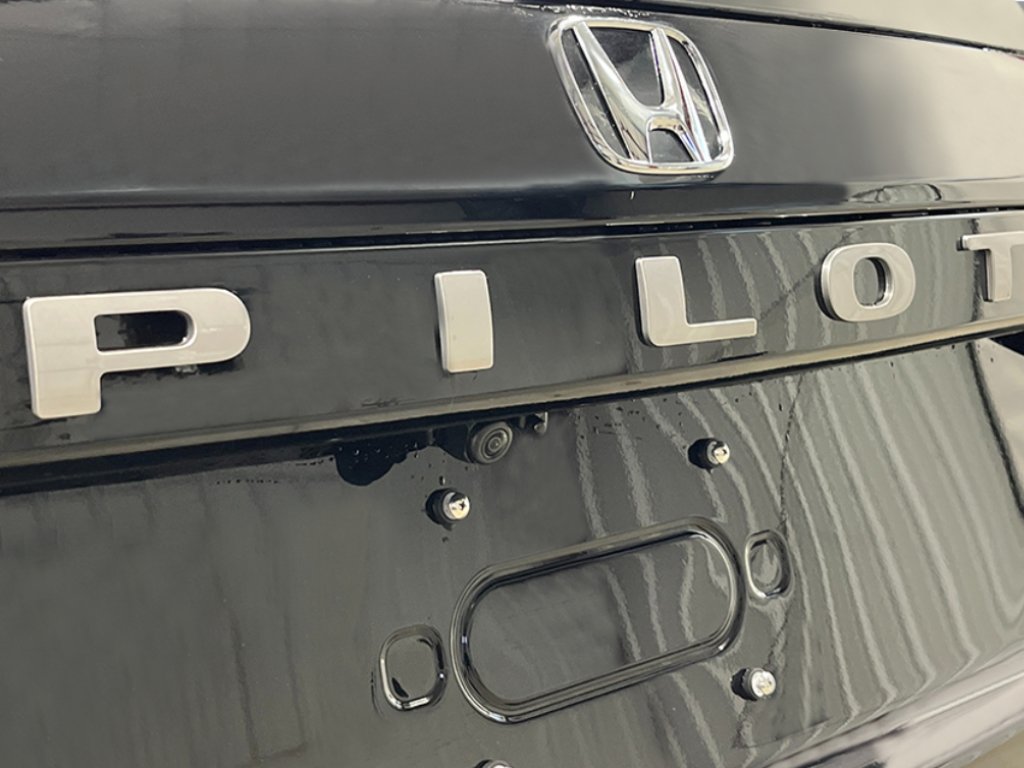 New 2026 Honda Pilot Touring image 7
