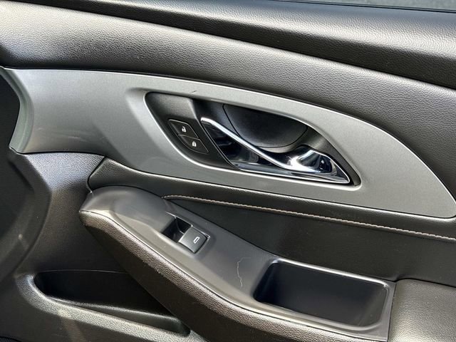Certified 2021 Chevrolet Traverse LT FWD image 9