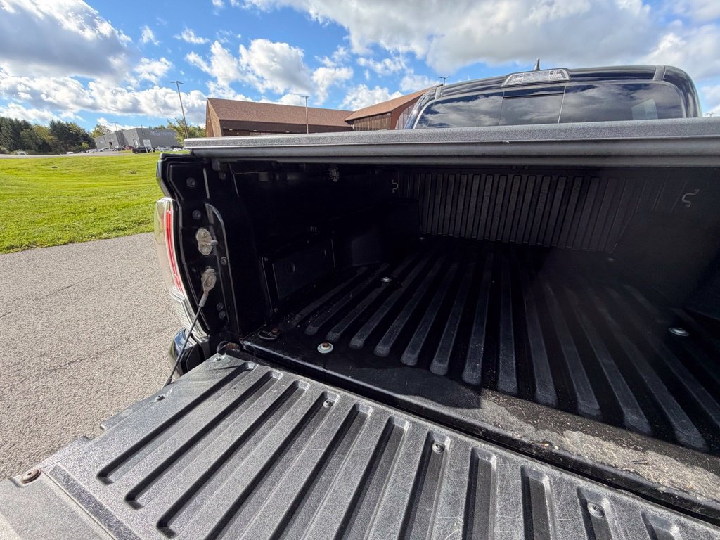 Used 2017 Toyota Tacoma Limited w/ Tow Package AWD/4WD image 46
