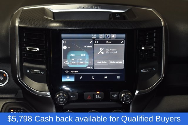 New 2026 RAM 1500 Express AWD/4WD image 33