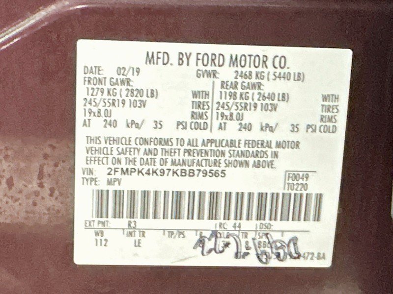 Used 2019 Ford Edge Titanium w/ Cold Weather Package AWD/4WD image 32