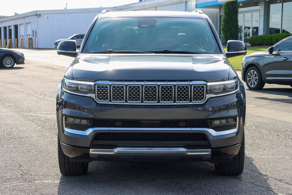Used 2023 Jeep Grand Wagoneer L Series II AWD/4WD image 2