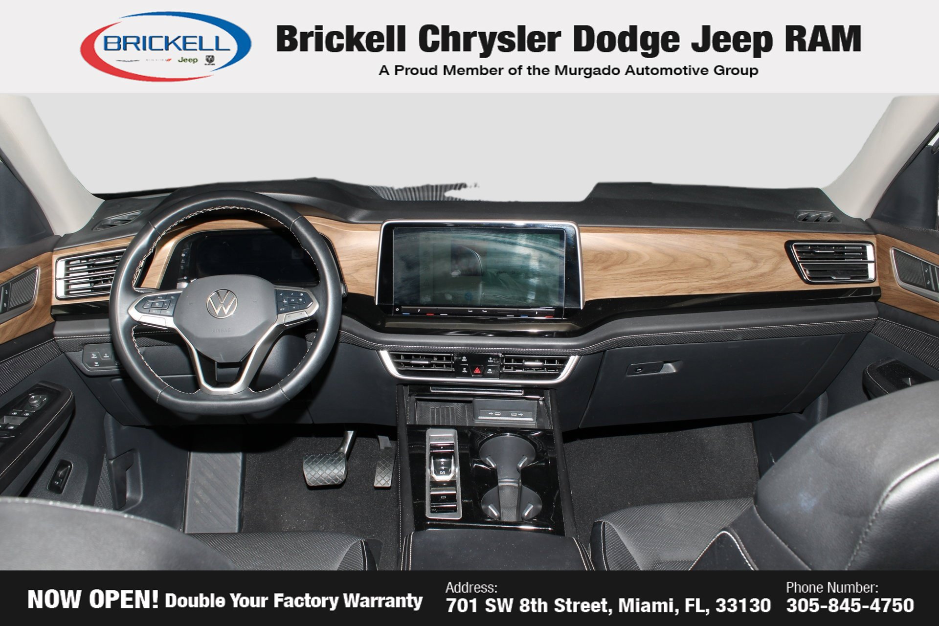 Used 2025 Volkswagen Atlas SE FWD image 15