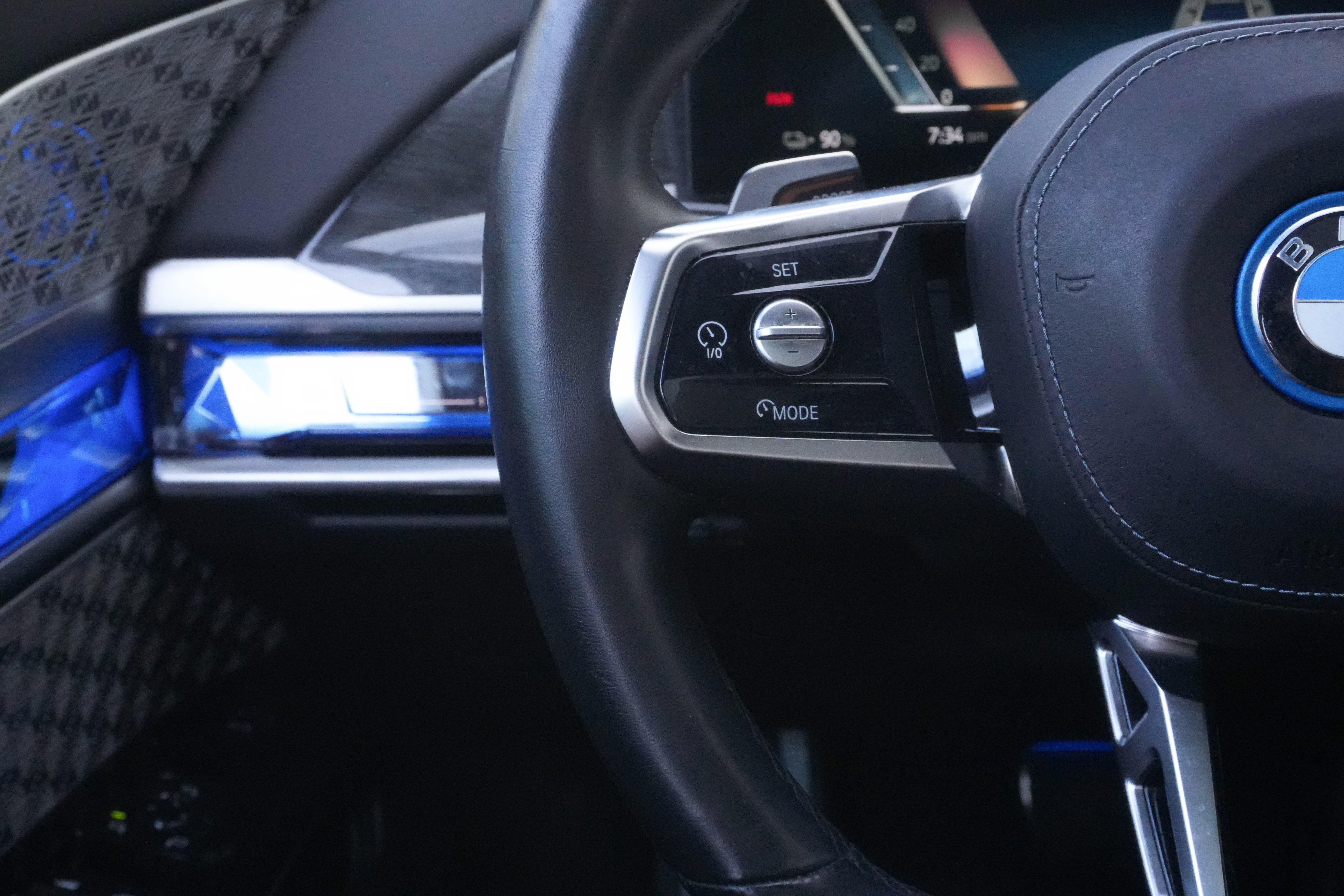 Certified 2023 BMW i7 xDrive60 AWD/4WD image 19