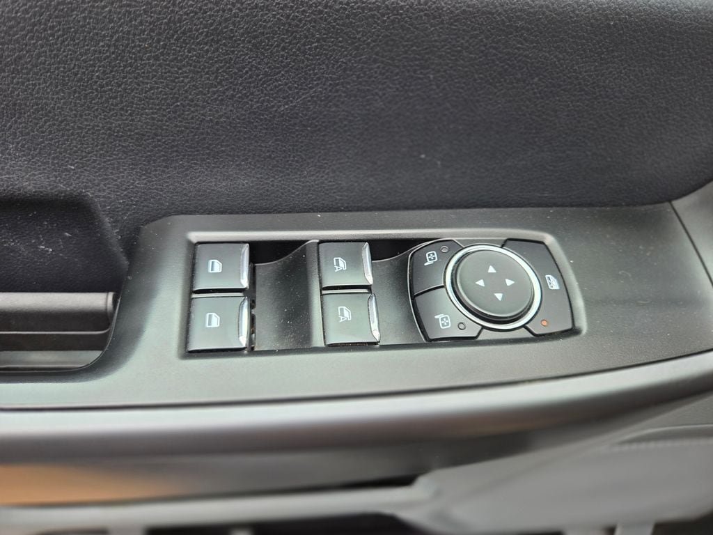 Used 2025 Ford F250 XLT AWD/4WD image 27