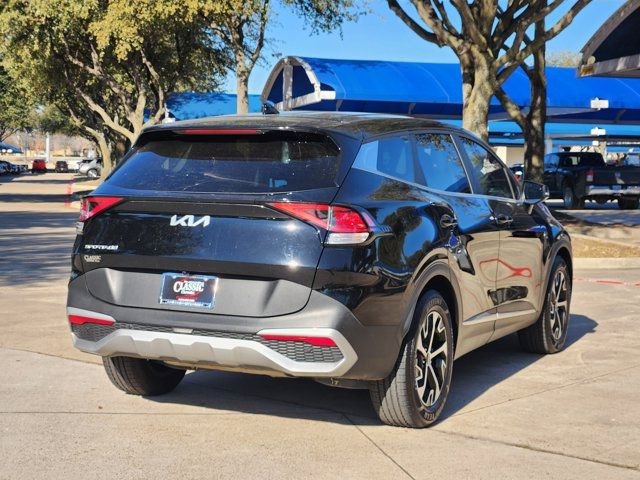 Used 2023 Kia Sportage EX image 14