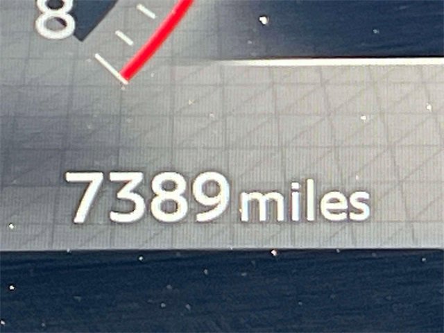 Used 2025 Nissan Kicks SR w/ SR Premium Package image 26