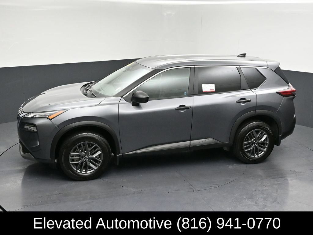 Used 2022 Nissan Rogue S image 24