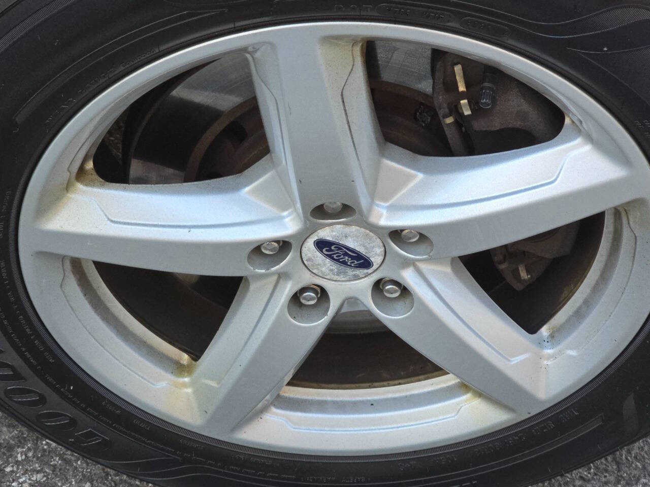 Used 2016 Ford Explorer XLT w/ Equipment Group 202A image 10