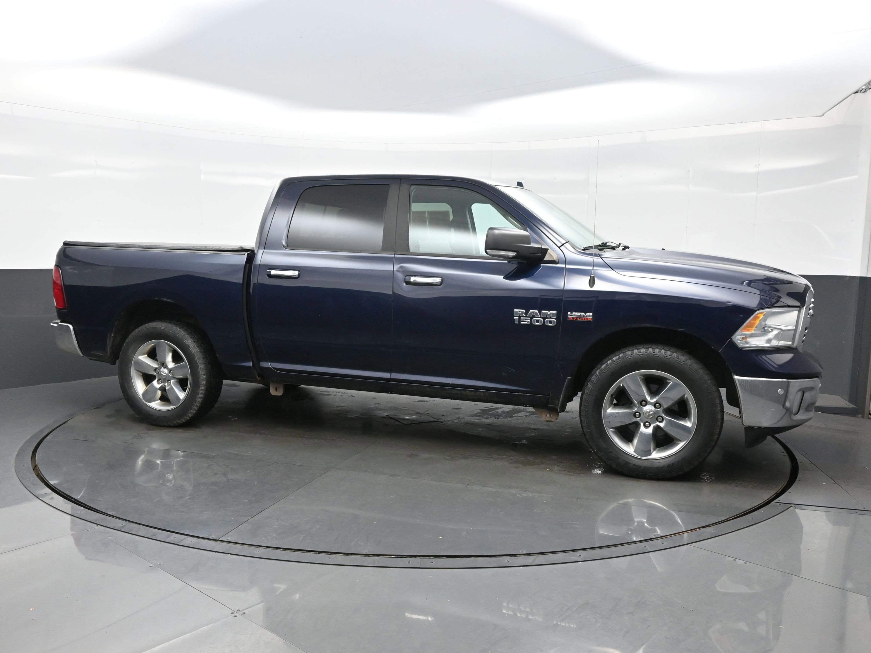 Used 2016 RAM 1500 Big Horn image 7