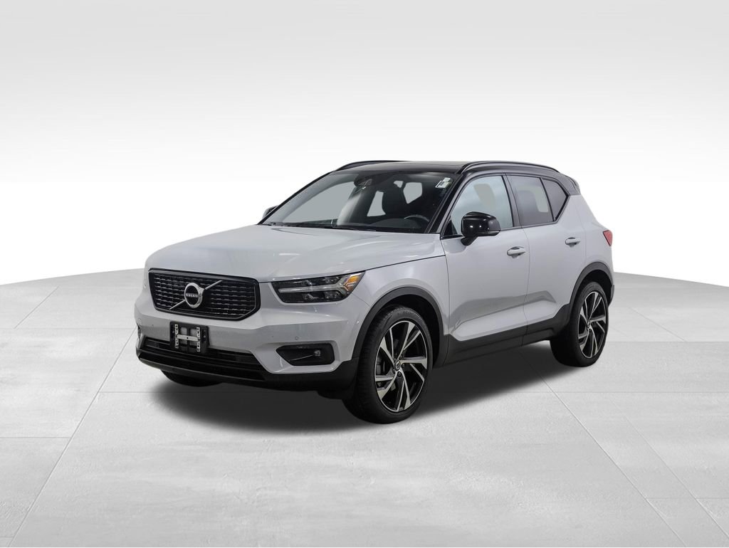 Used 2021 Volvo XC40 T5 R-Design w/ Protection Package Premier image 1