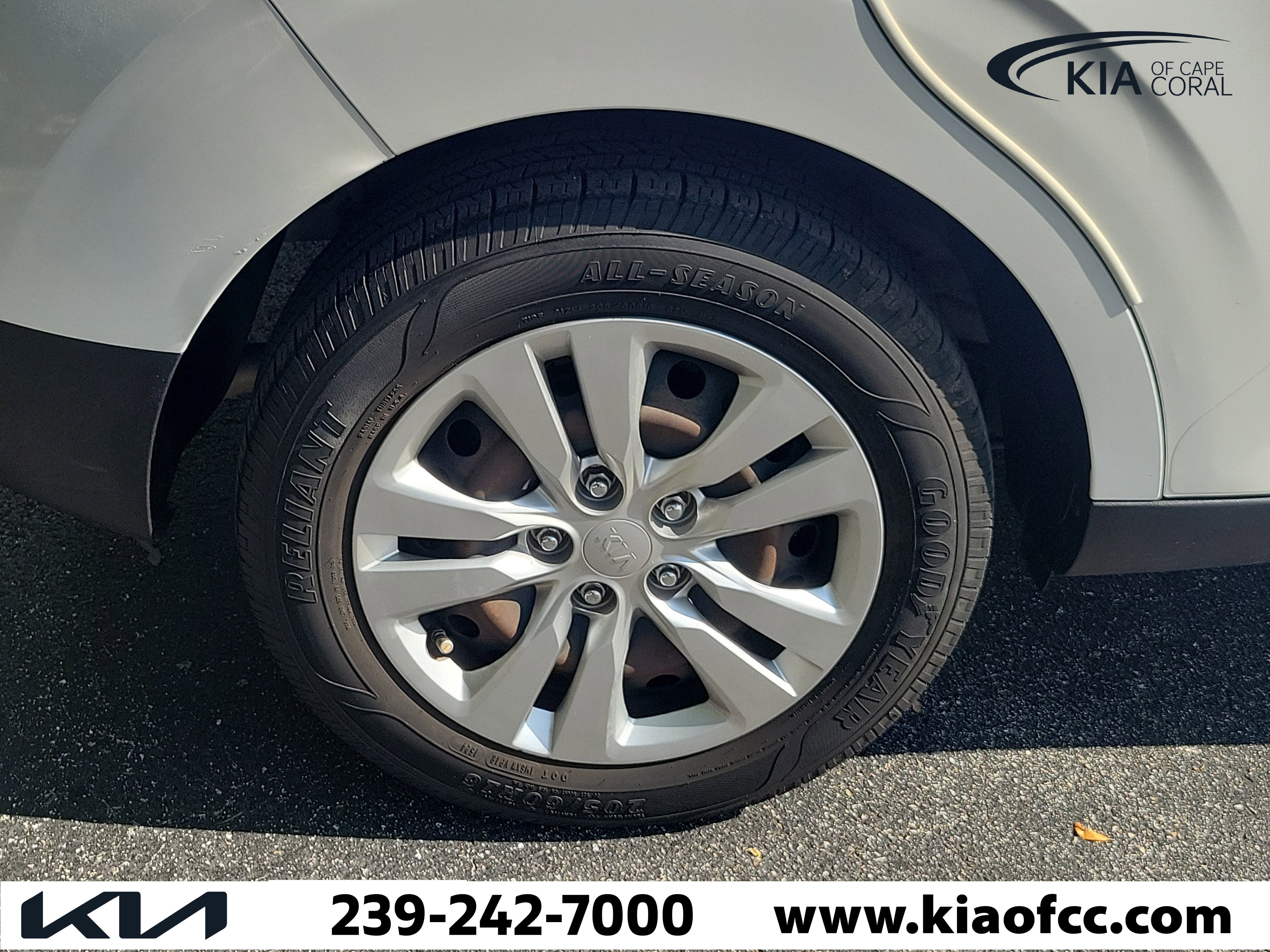 Used 2020 Kia Soul LX FWD image 9
