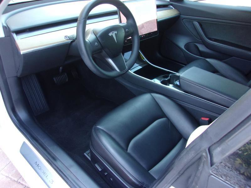 Used 2019 Tesla Model 3 Standard Range Plus image 26