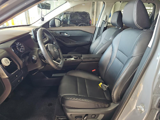 Used 2023 Nissan Rogue SL w/ SL Premium Package AWD/4WD image 8