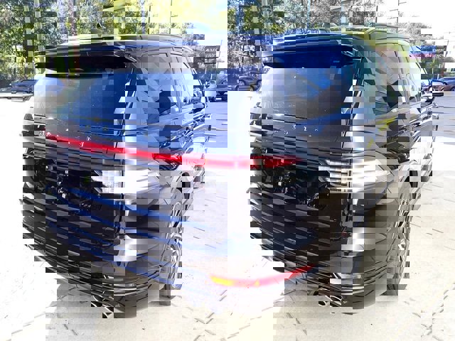 New 2025 Lincoln Aviator Black Label w/ Jet Appearance Package AWD/4WD image 13