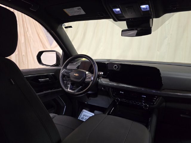 Used 2025 Chevrolet Suburban LS AWD/4WD image 37