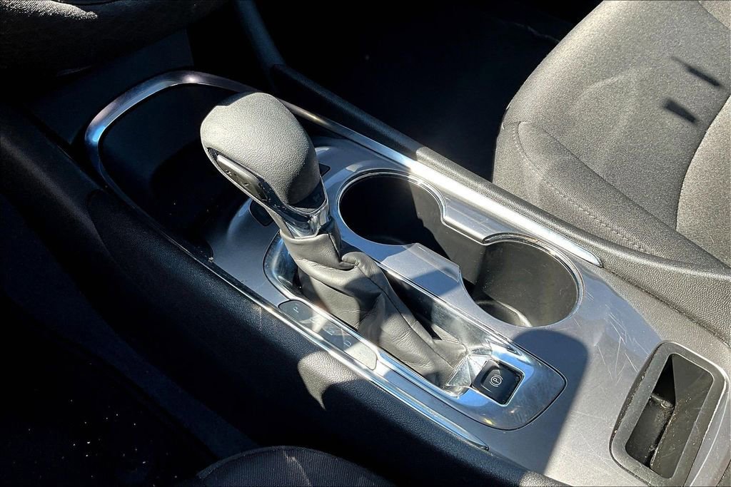 Used 2023 Chevrolet Malibu LT FWD image 15