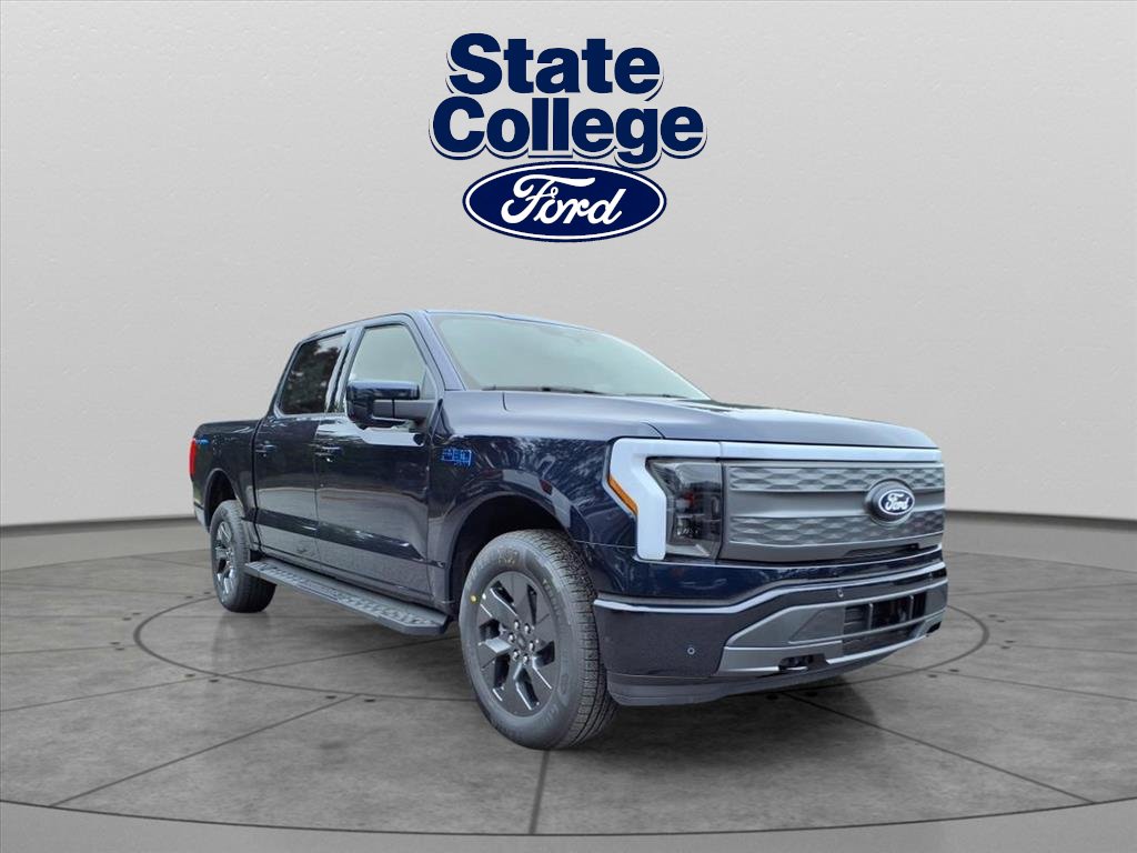 New 2025 Ford F150 Lightning Lariat image 2