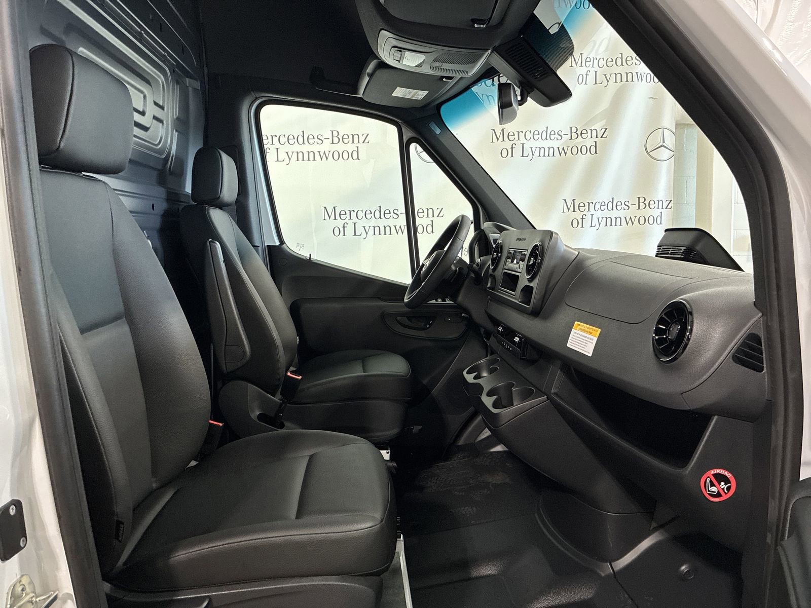 New 2025 Mercedes-Benz Sprinter 2500 image 11