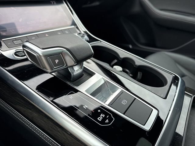 Used 2024 Audi Q8 Premium Plus image 14