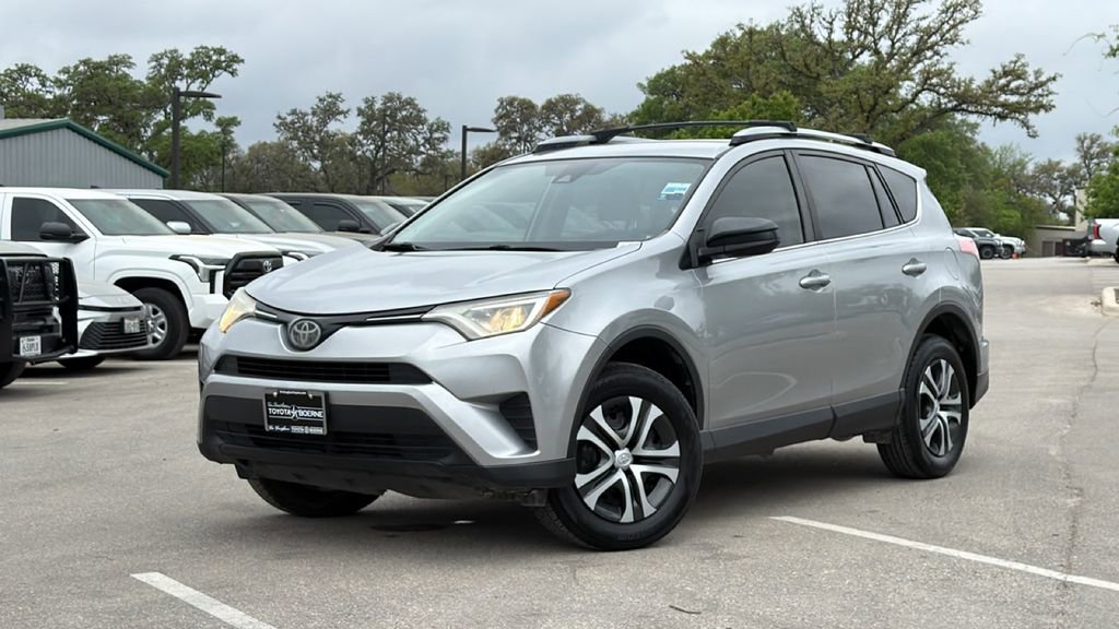 Used 2018 Toyota RAV4 LE image 42