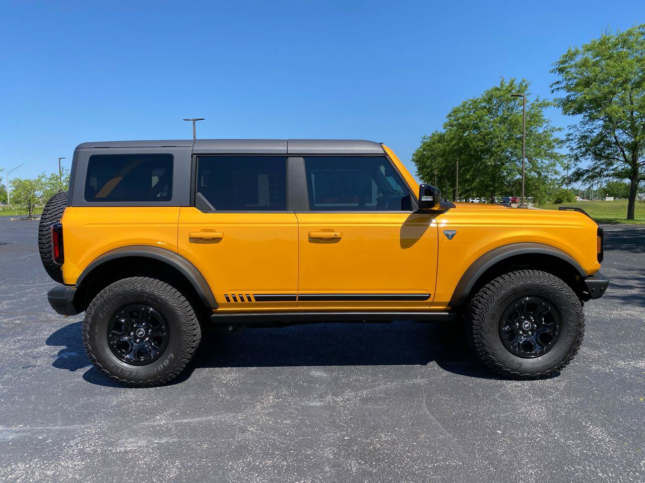 Used 2021 Ford Bronco First Edition AWD/4WD image 4