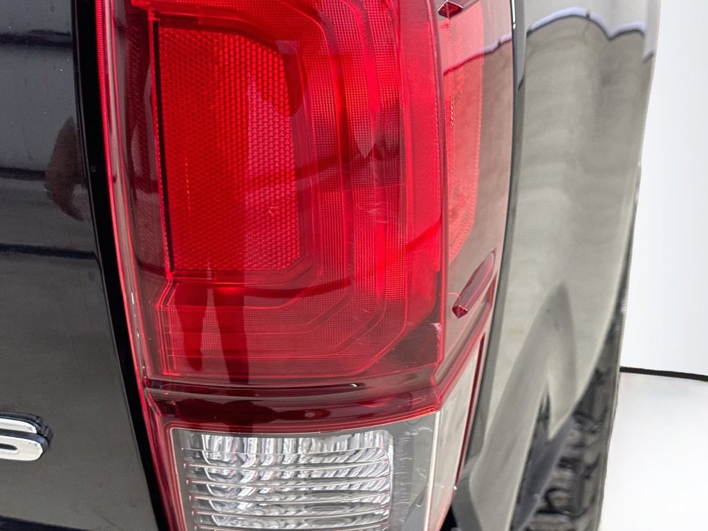 Used 2022 Toyota Tacoma SR AWD/4WD image 30