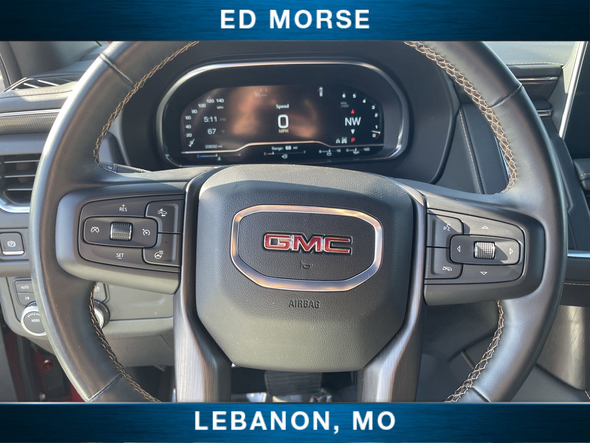 Used 2024 GMC Yukon AT4 image 11