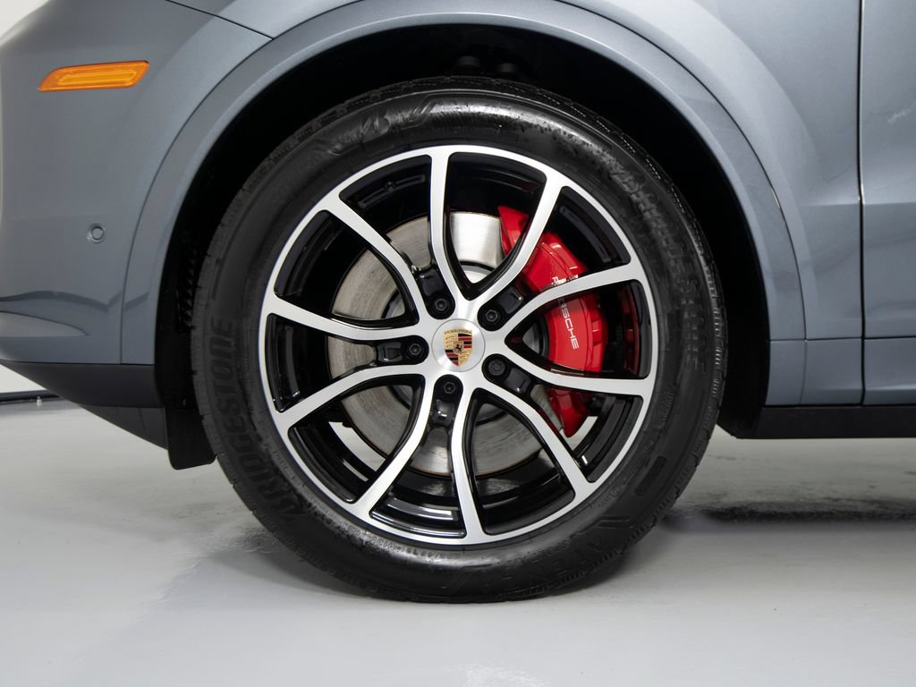 New 2026 Porsche Cayenne S AWD/4WD image 15