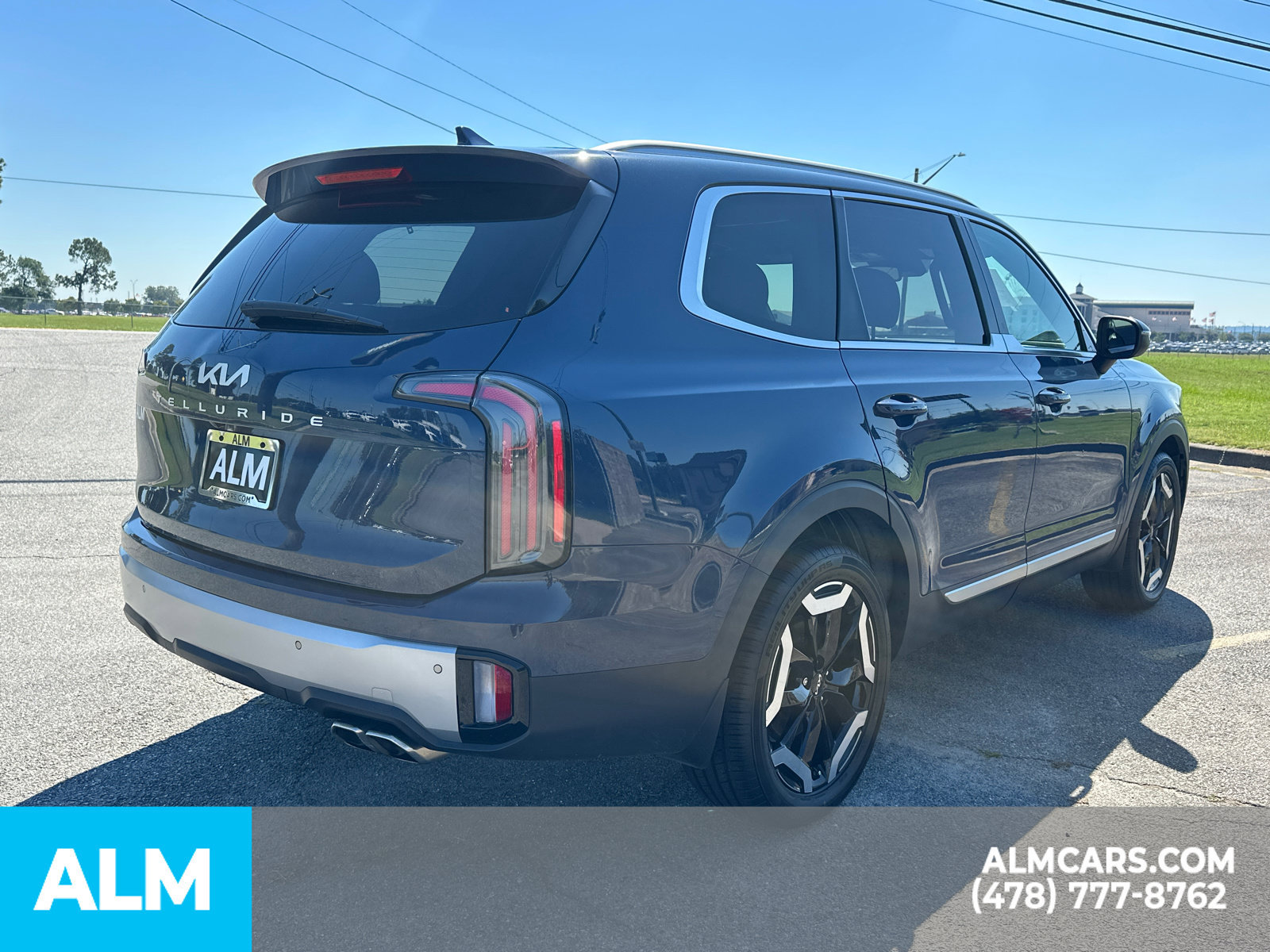Used 2023 Kia Telluride EX FWD image 5