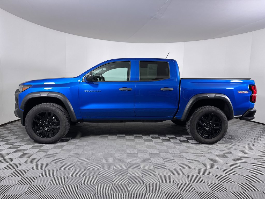 Used 2023 Chevrolet Colorado Trail Boss w/ Technology Package image 10