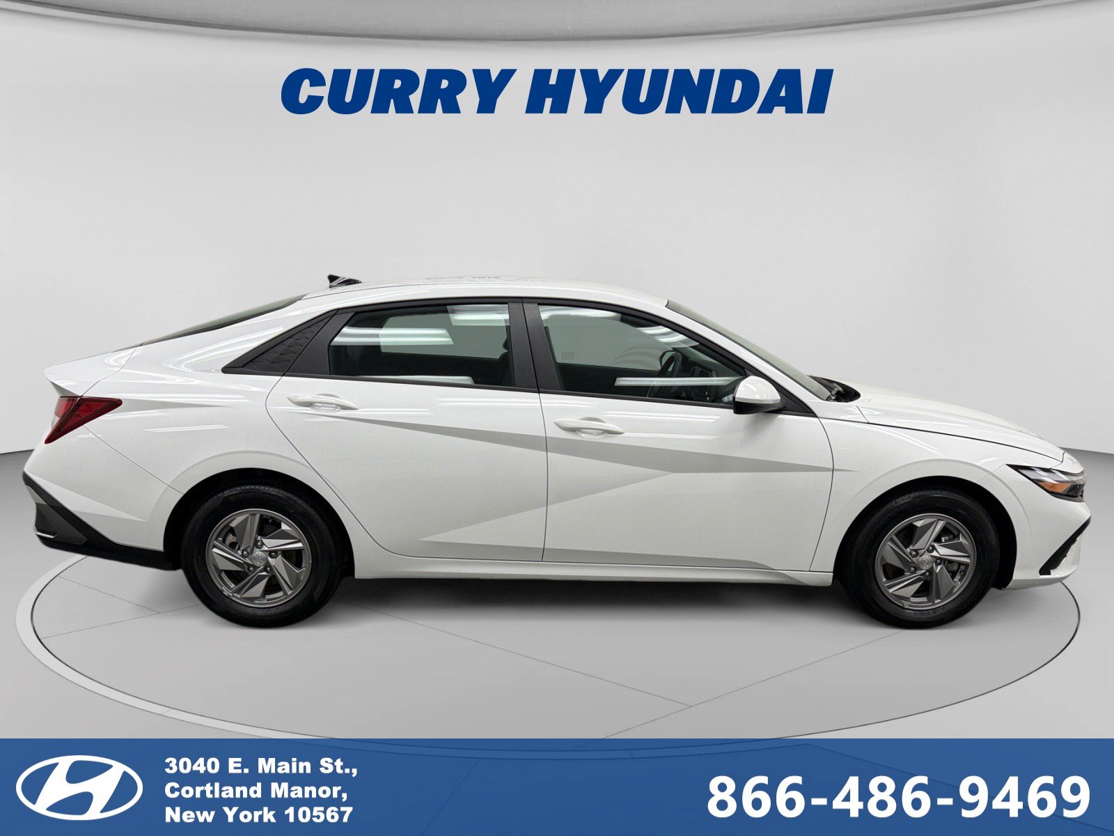 Used 2025 Hyundai Elantra SE FWD image 6