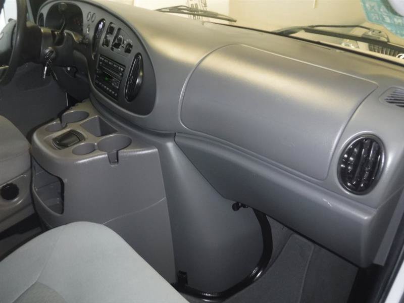 Used 2008 Ford E-350 and Econoline 350 XLT RWD image 30