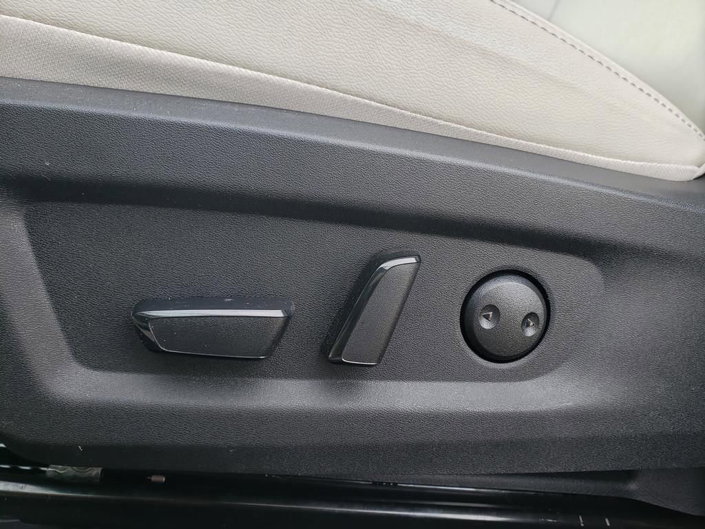 Certified 2025 Nissan Murano SV AWD/4WD image 26