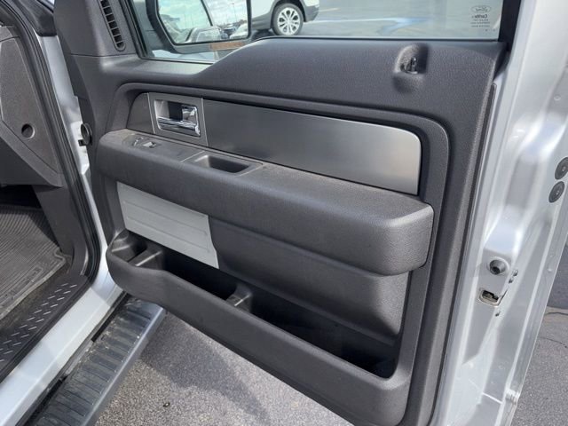 Used 2013 Ford F150 FX4 w/ Mid Equipment Group AWD/4WD image 7