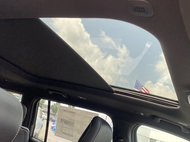 New 2025 Jeep Grand Cherokee L Limited image 33