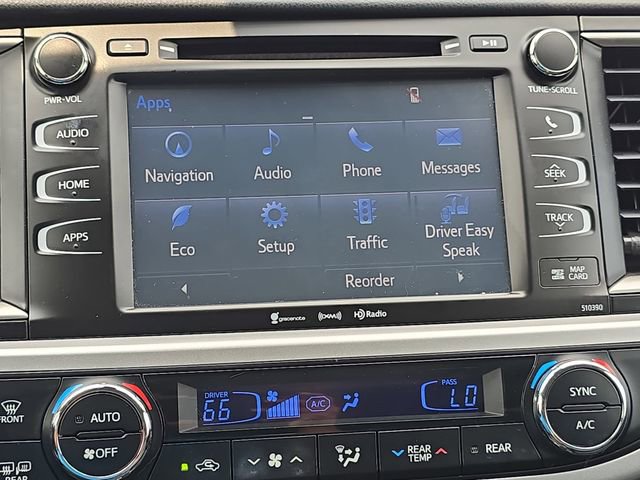 Used 2019 Toyota Highlander SE FWD image 21