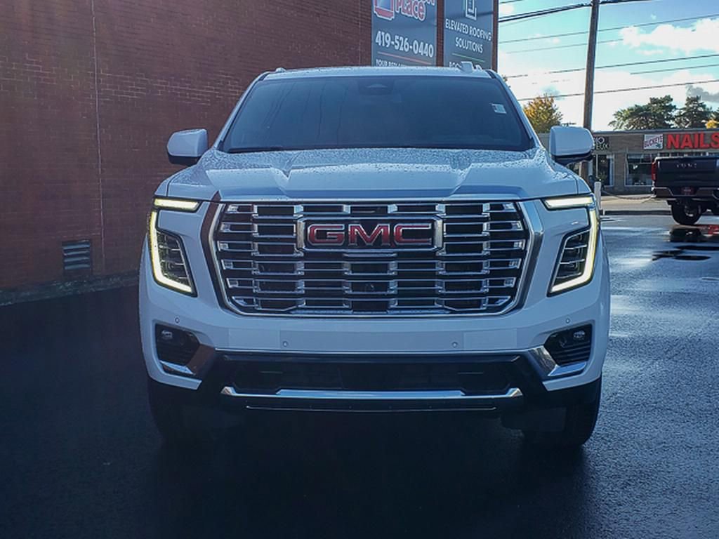 New 2026 GMC Yukon Denali w/ LPO, Floor Liner Package image 2