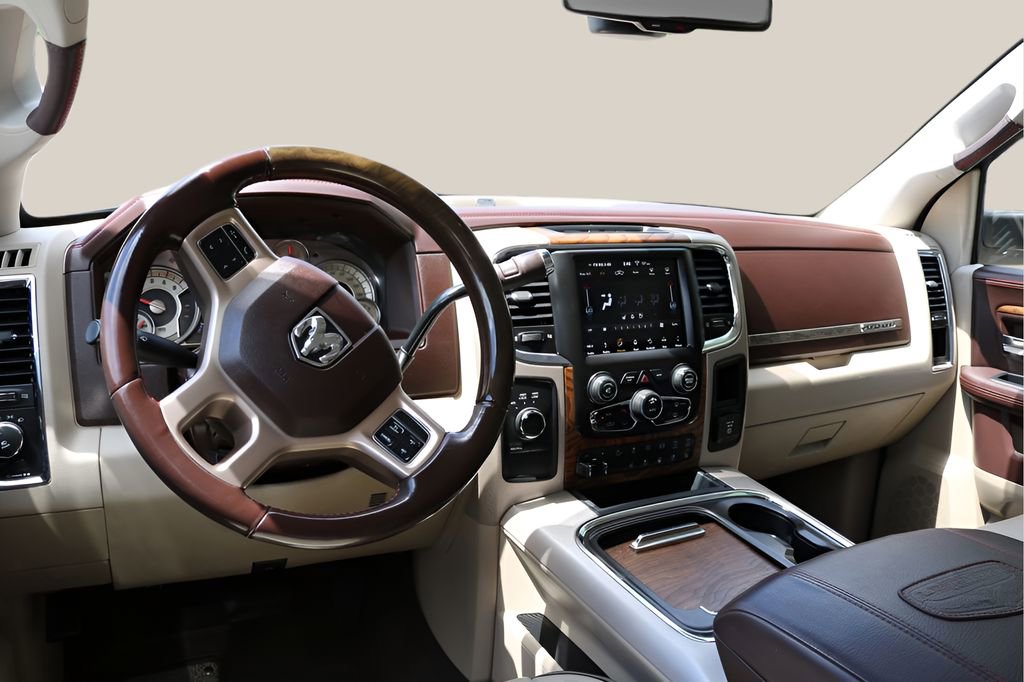 Used 2018 RAM 2500 Longhorn w/ Longhorn Southfork Package AWD/4WD image 15