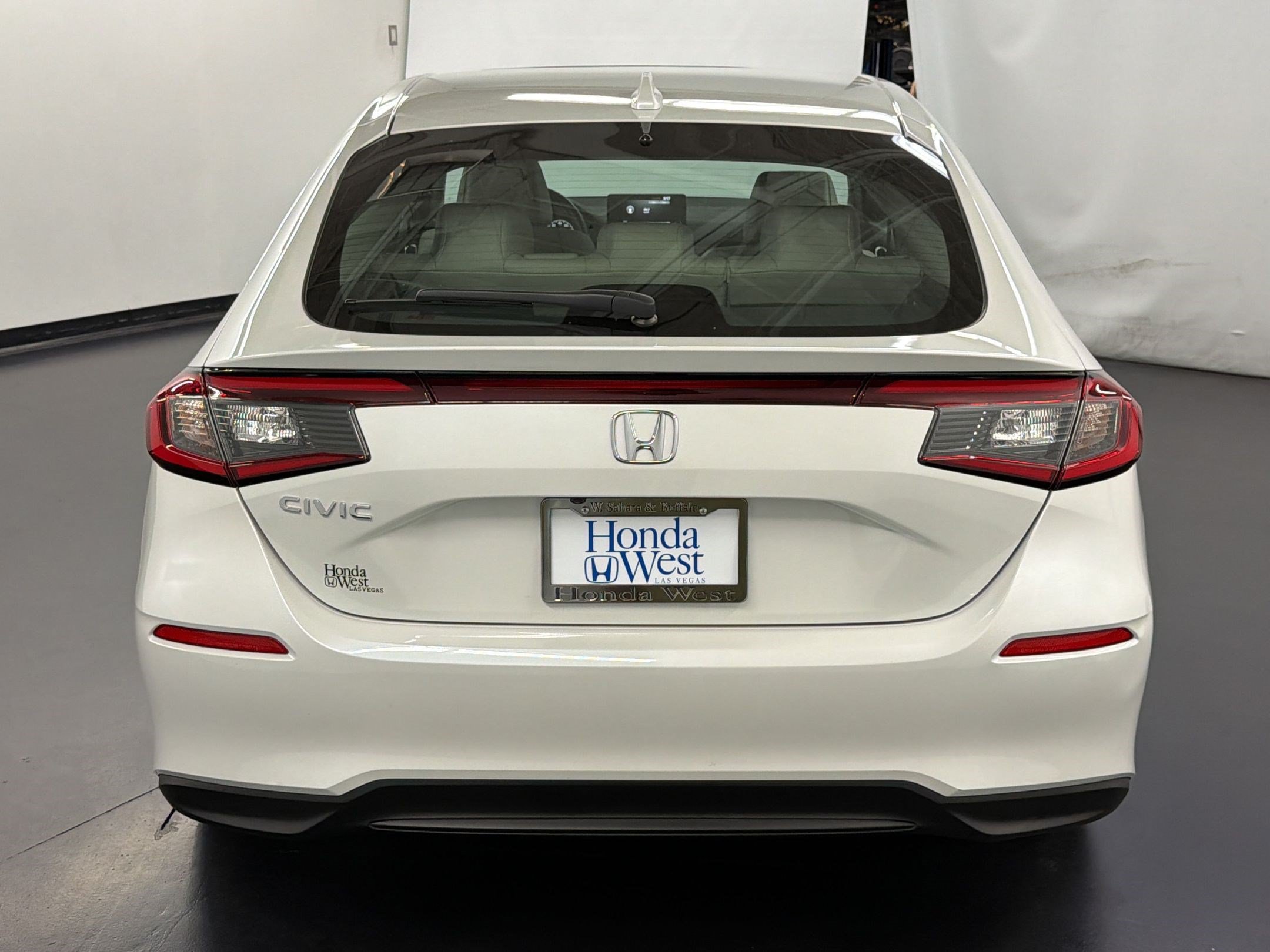 Certified 2024 Honda Civic EX-L image 10