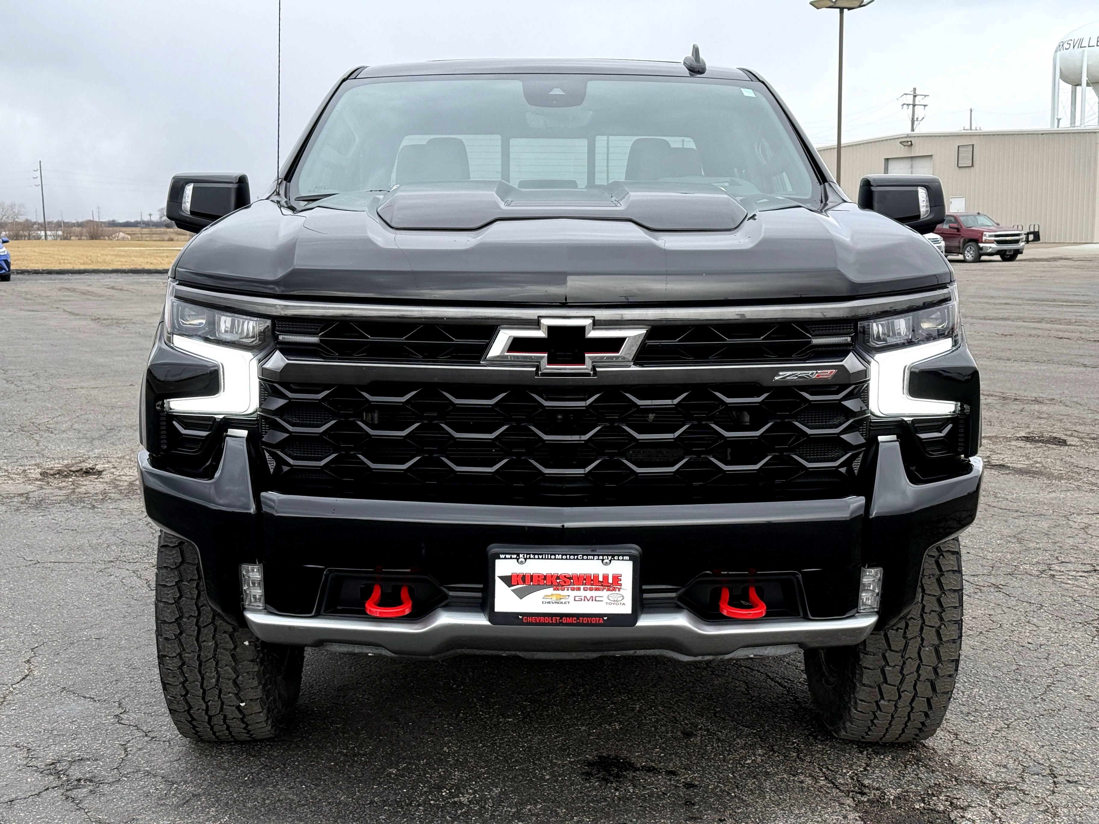 Used 2023 Chevrolet Silverado 1500 ZR2 w/ Technology Package image 8