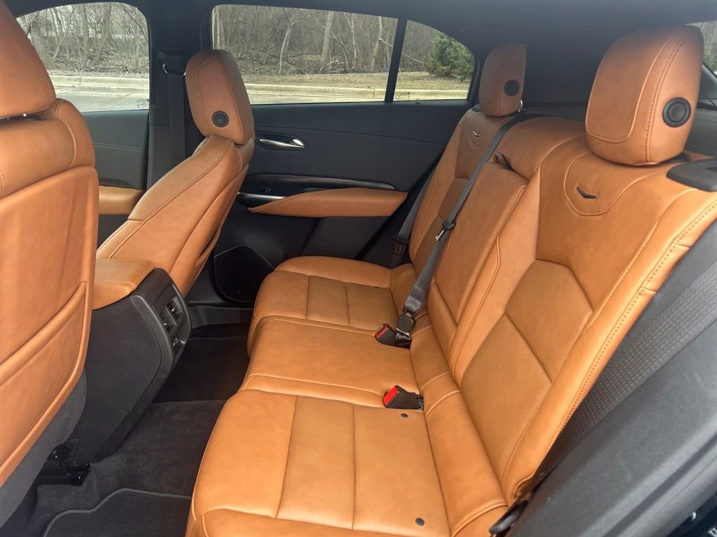 Certified 2023 Cadillac XT4 Premium Luxury image 16