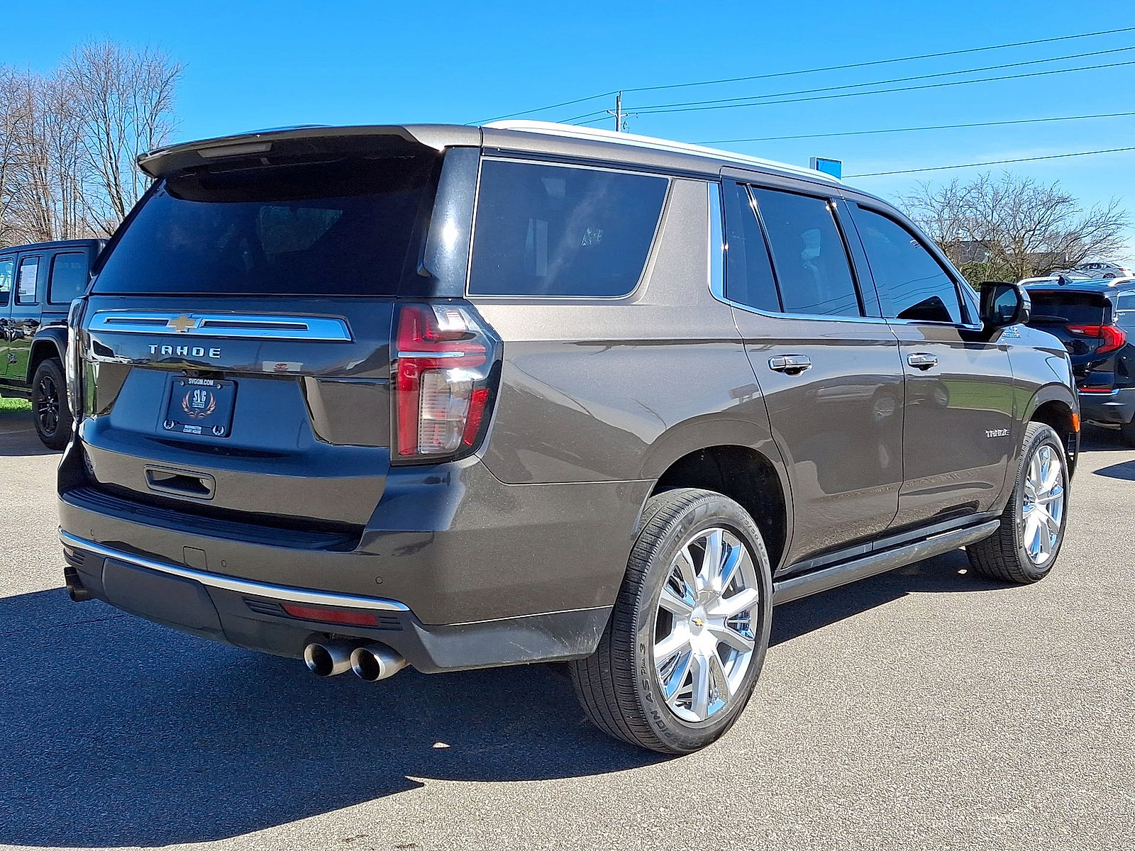 Used 2021 Chevrolet Tahoe High Country w/ Premium Package AWD/4WD image 25