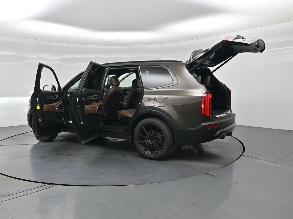 Used 2022 Kia Telluride SX w/ SX Prestige Package AWD/4WD image 37