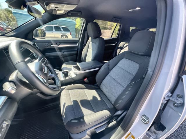 Certified 2026 GMC Terrain Elevation w/ LPO, Floor Liner Package image 18