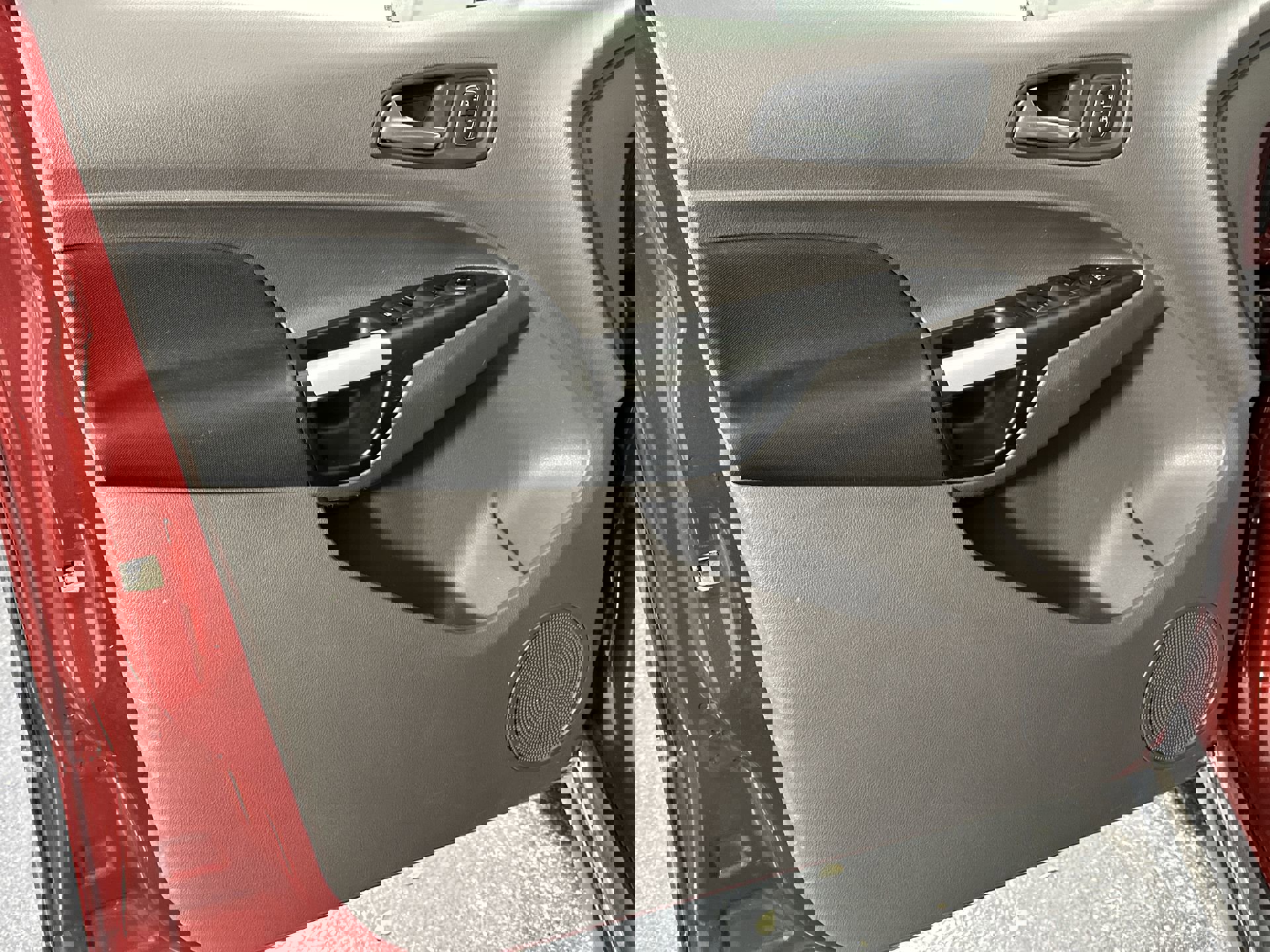 Used 2019 Ford Transit Connect XLT w/ Driver-Assist Package image 33